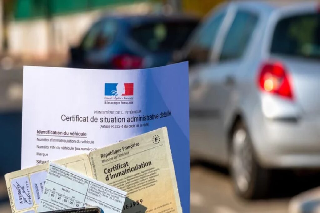 Certificat de non-gage comme clé de déblocage pour sécuriser la vente d'une voiture.