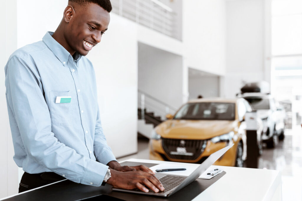 Procédure 2026 pour assurer un véhicule sans carte grise à son nom avec le certificat de cession.