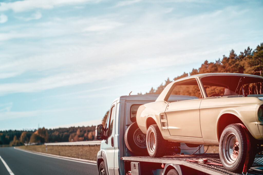 Vendre sa voiture pour pièces à un particulier : transfert d'un véhicule non roulant en 2026